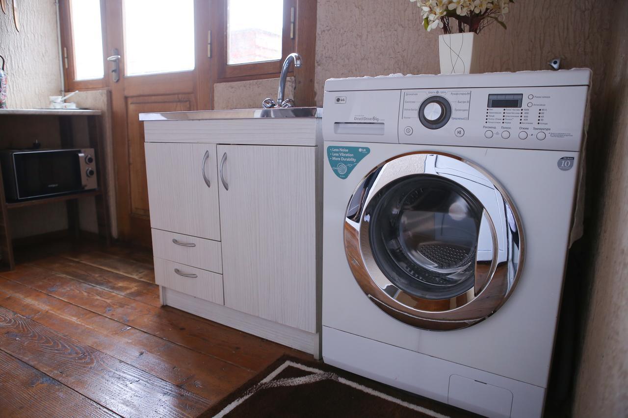 Metekhi Ubani'S Guesthouse Tbilisi Eksteriør bilde