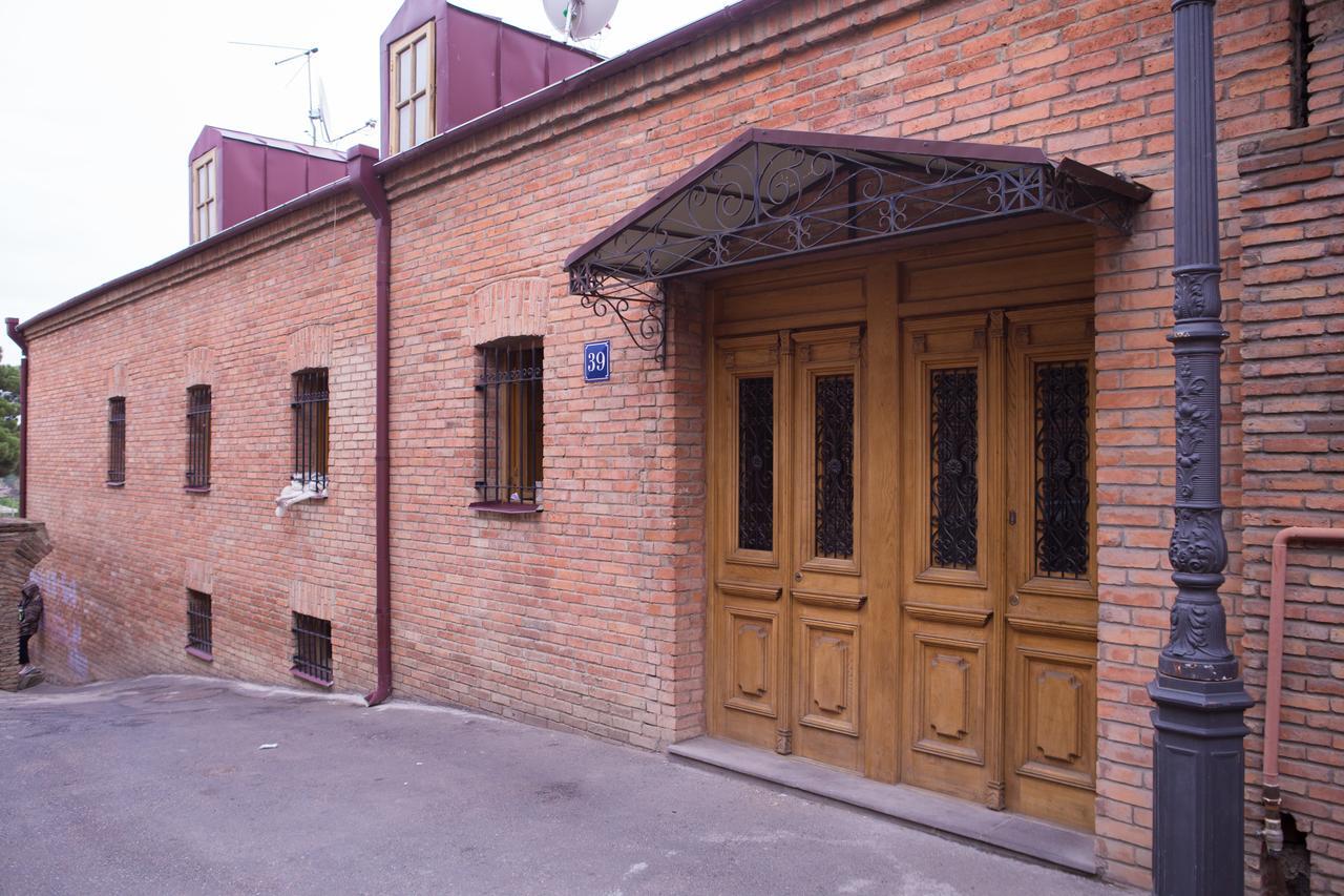 Metekhi Ubani'S Guesthouse Tbilisi Eksteriør bilde